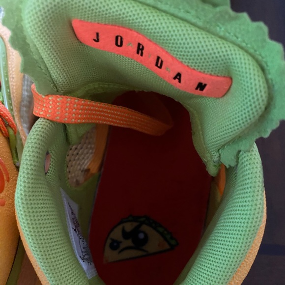 Like New Boys Air Jordan Xxxvi 36 Nitro X
Jayson Tatum Taco Jay. - Picture 6 of 9